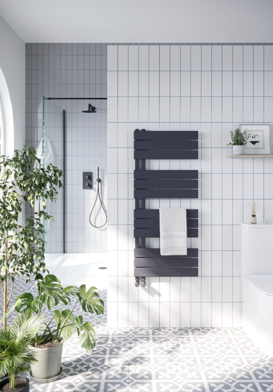 Towel Radiators - Thames 1150x600